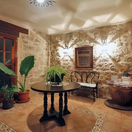 Santa Agueda Apartment